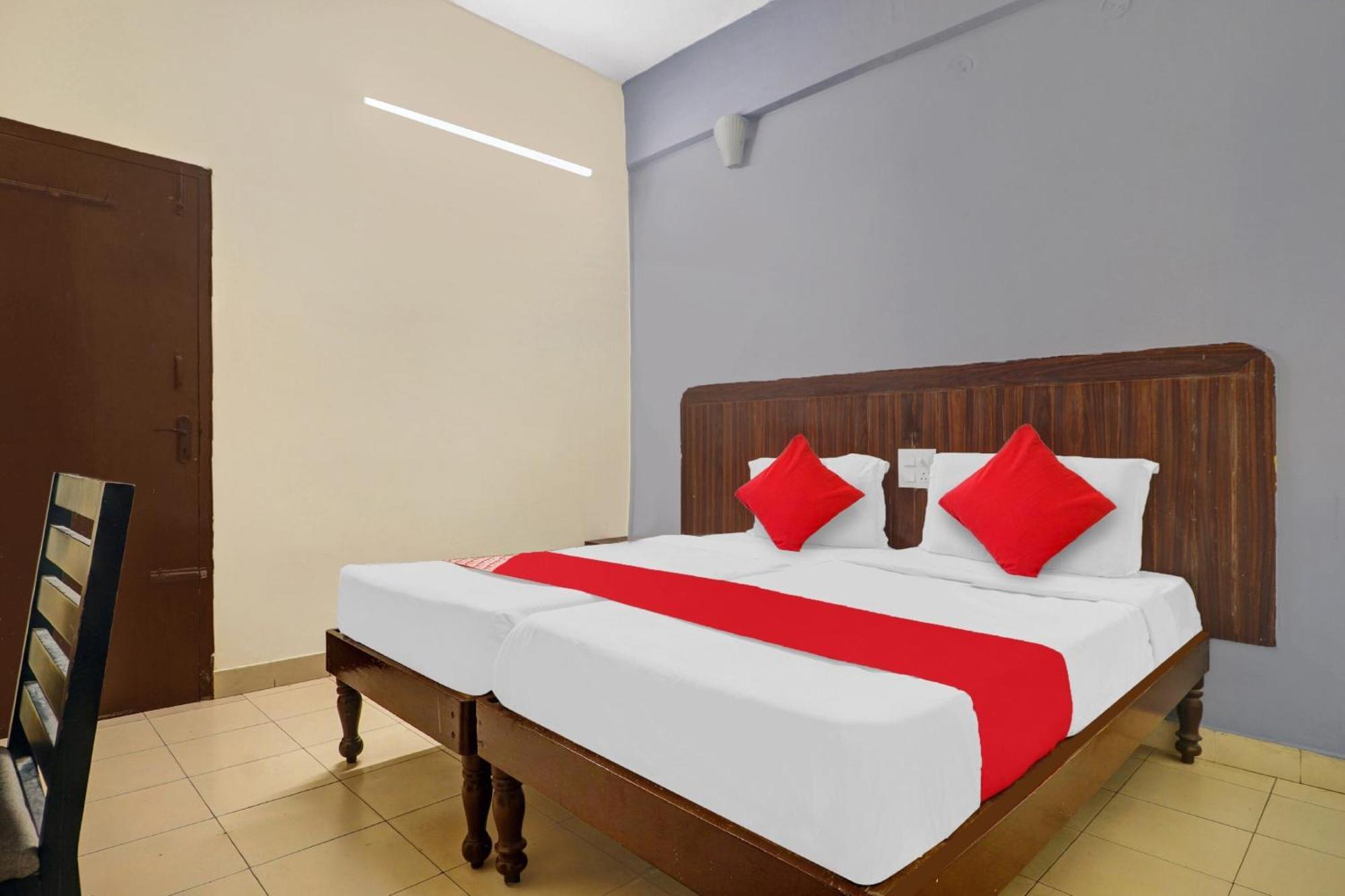 Hotel O Hrr Hotels Near Paradise Circle Secunderabad ภายนอก รูปภาพ