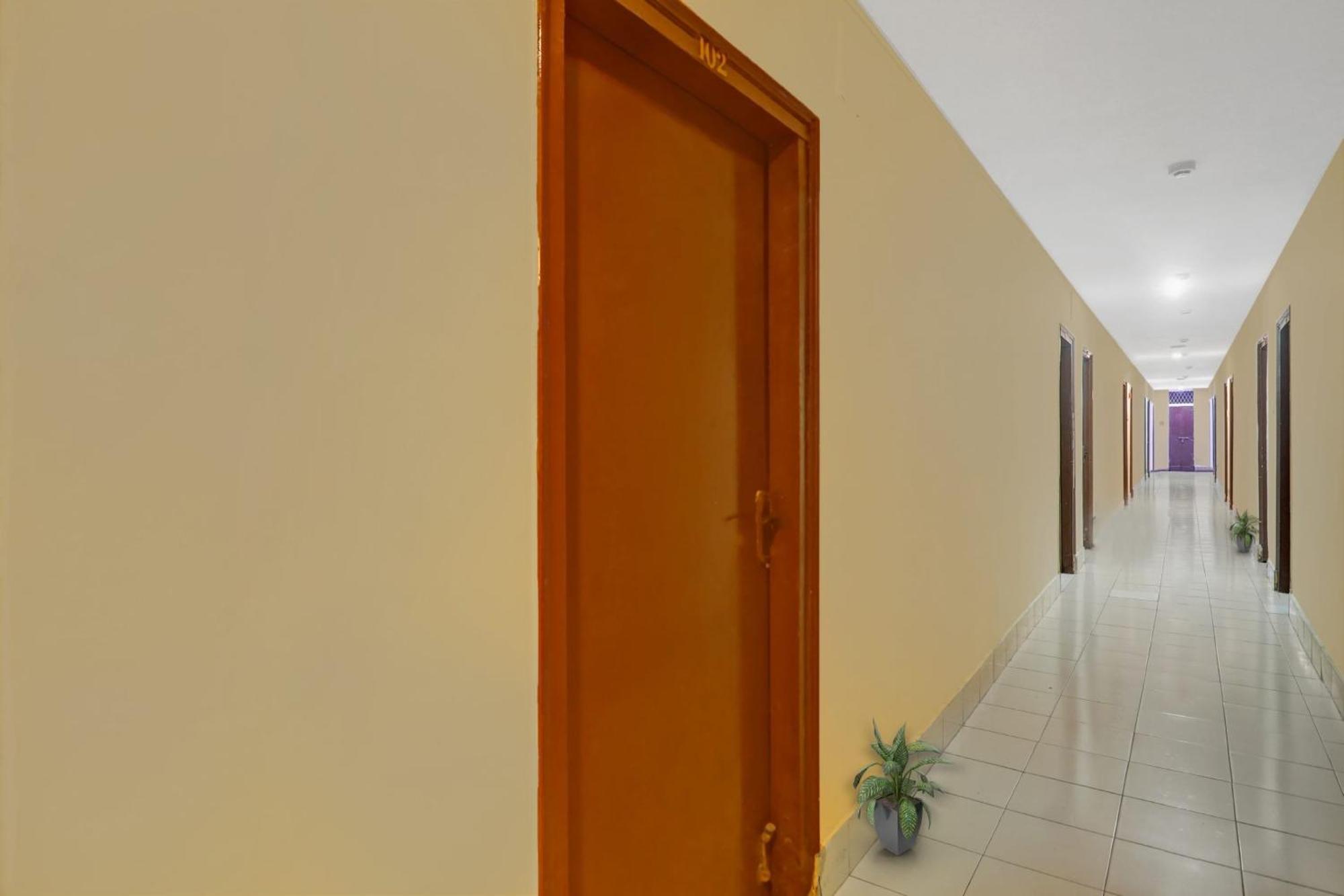 Hotel O Hrr Hotels Near Paradise Circle Secunderabad ภายนอก รูปภาพ