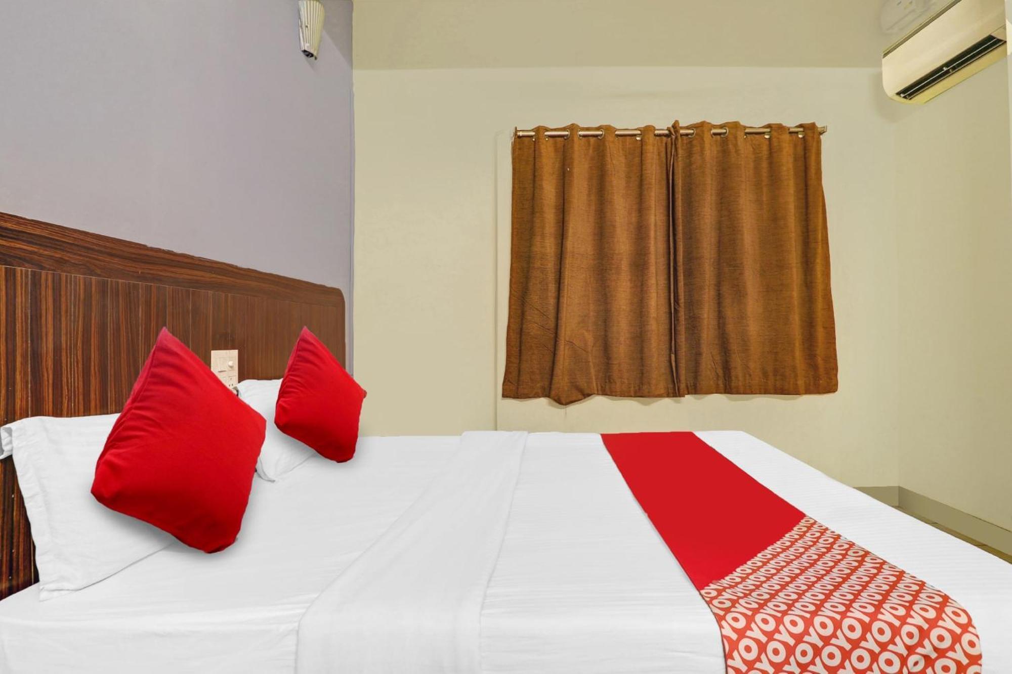 Hotel O Hrr Hotels Near Paradise Circle Secunderabad ภายนอก รูปภาพ