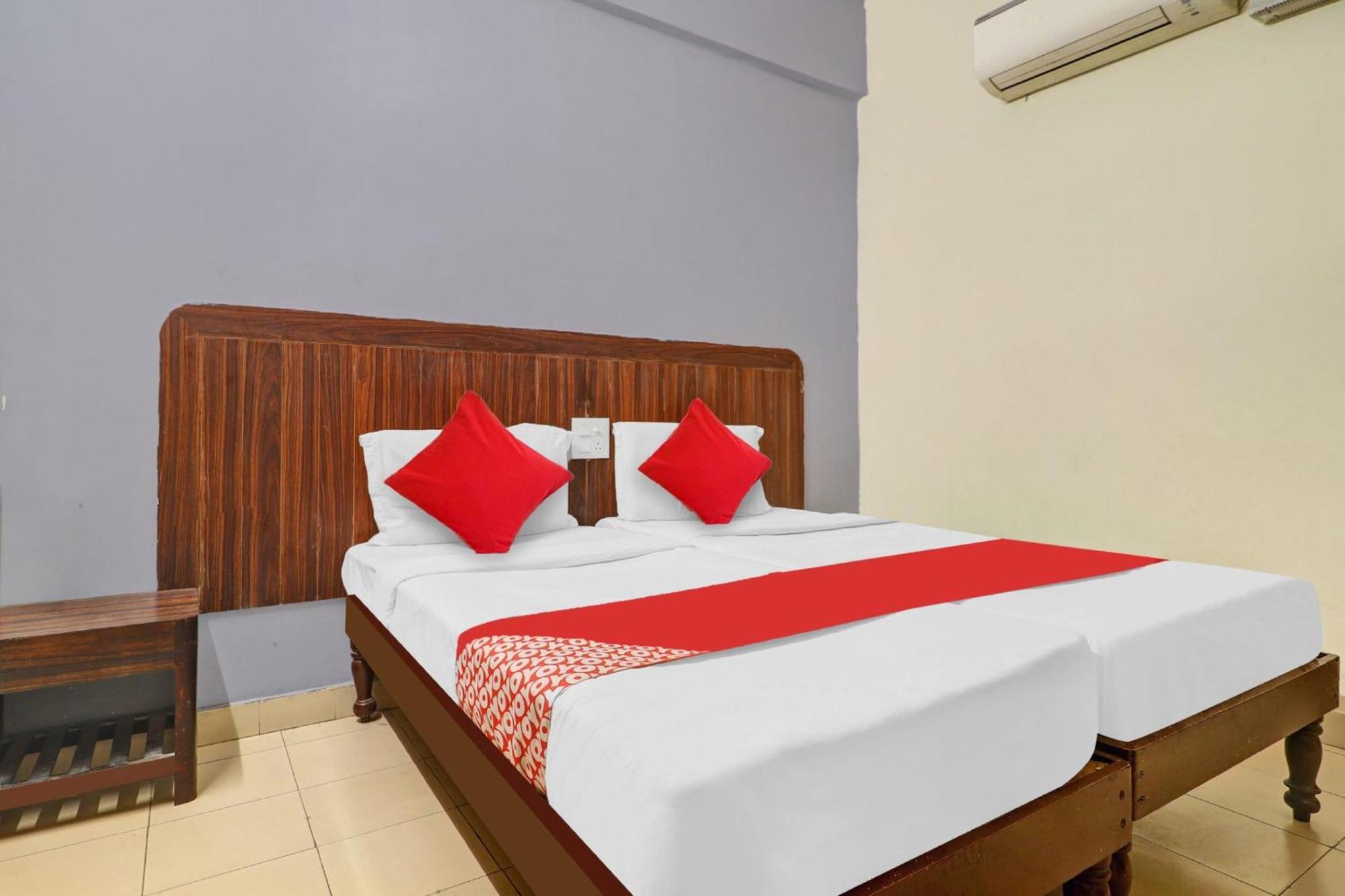 Hotel O Hrr Hotels Near Paradise Circle Secunderabad ภายนอก รูปภาพ